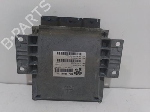 Used Engine control unit (ECU) Engine control unit (ECU) CITROËN C5 I (DC_) 2.0 16V (DCRFNC, DCRFNF) (136 hp) 13712990 13712990