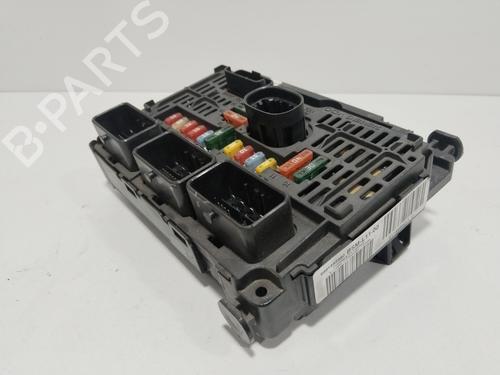 Fuse box CITROËN C5 II (RC_) 2.0 HDi (RCRHRH) | BP28134106E1 