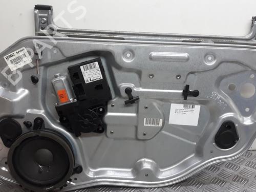 front-right-window-mechanism-volvo-v50-545-16-d-30753144rh-2003-2004-2005-2006-2007-2008-2009-2010-2011-2012-13317105 main image