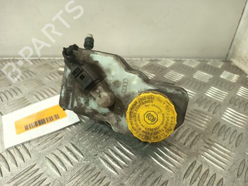 Used Brake master cylinder Brake master cylinder 37080276 37080276