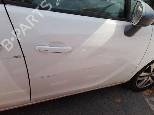 Used Right front door Right front door 38621930 38621930