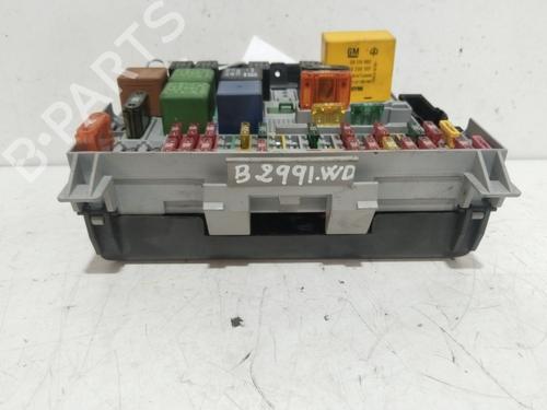 Fuse box OPEL VECTRA B (J96) 2.0 i 16V (F19) | BP20678401E1 