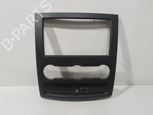 Used Warning switch MERCEDES-BENZ SPRINTER 3,5-t Bus (B906) 315 CDI (906.731, 906.733, 906.735) (150 hp) 29525630