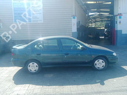 Right front indicator RENAULT MEGANE I Classic (LA0/1_) 1.6 e (LA0F, LA0S) | BP28021902C33 