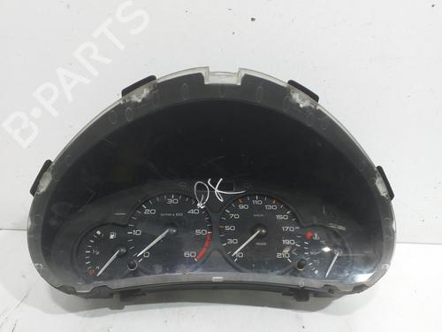 Used Instrument cluster Instrument cluster 16558073 16558073