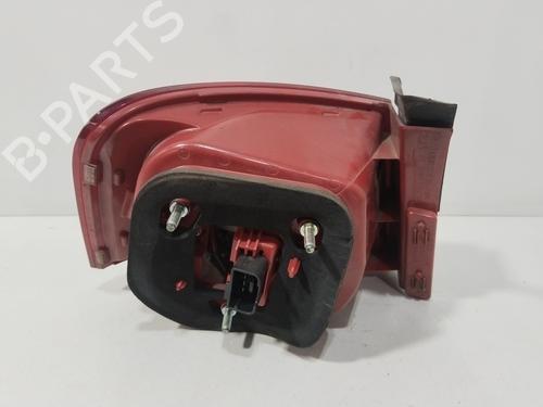 Right taillight VW PASSAT B6 (3C2) 2.0 TDI | BP28731218C35 - Image 4