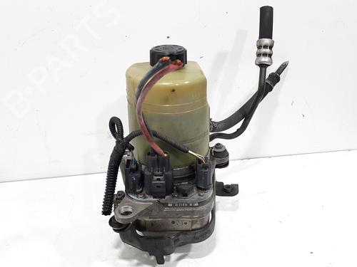 Used Steering pump FORD FOCUS II (DA_, HCP, DP) [2004-2013]  8240622