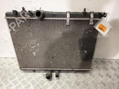 Used Water radiator Water radiator PEUGEOT 307 Break (3E) 2.0 HDI 110 (107 hp) 33872822 33872822