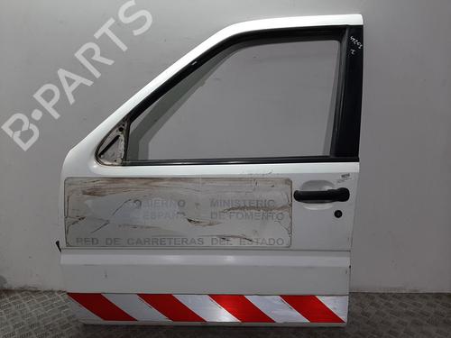 Used Left front door NISSAN TERRANO II (R20) [1992-2007]  16564697