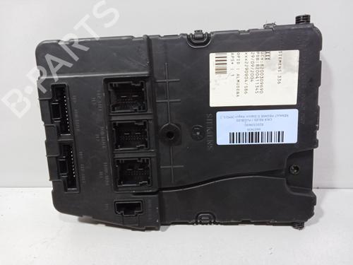 Used Fuse box RENAULT MEGANE II Estate (KM0/1_) [2003-2012]  29574242