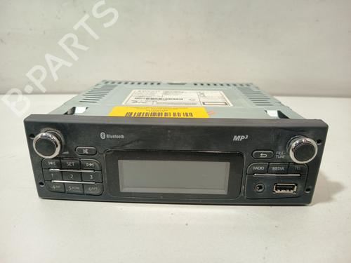 Used Radio Radio RENAULT KANGOO Express (FW0/1_) Z.E. (FW0Z, FW1Z) (60 hp) 33203184 33203184