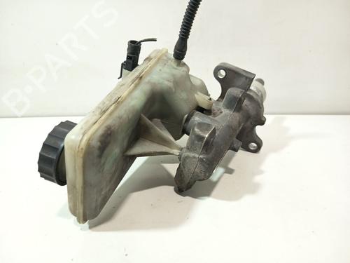 Brake master cylinder RENAULT TRAFIC II Van (FL) 1.9 dCi 80 (FL0B) | BP33691051M77 - Image 4