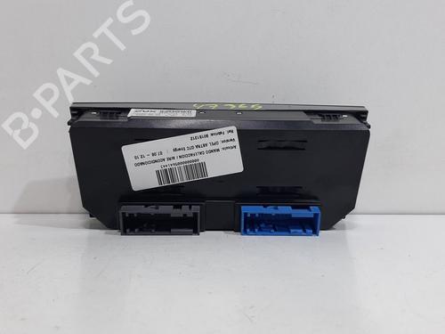 Used Climate control OPEL ASTRA H GTC (A04) [2005-2010]  13712137