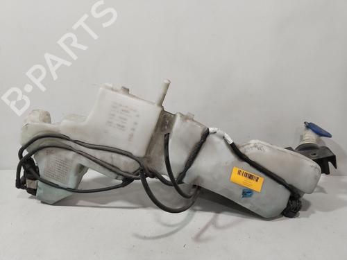 windscreen-washer-tank-ford-kuga-i-2008-2009-2010-2011-2012-32520402 main image