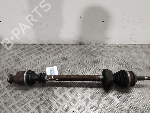 Used Right front driveshaft Right front driveshaft RENAULT MEGANE I Classic (LA0/1_) 1.4 16V (LA0D, LA1H, lA0W, LA10) (95 hp) 29864994 29864994
