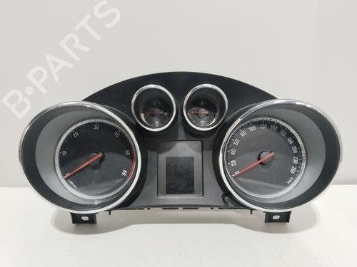Used Instrument cluster OPEL INSIGNIA A (G09) 2.0 CDTI (68) (131 hp) 26132287
