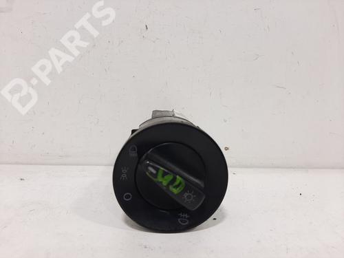 Used Headlight switch VW GOLF IV (1J1) [1997-2008]  6782772