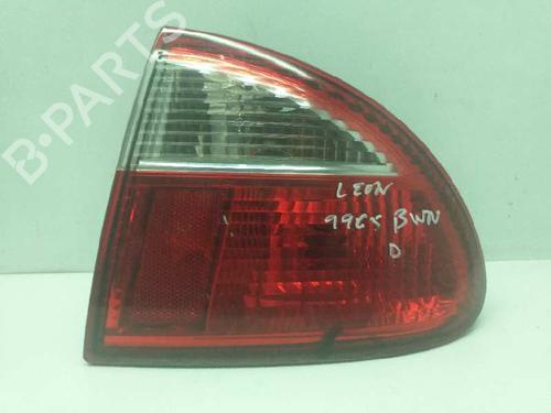 Used Right taillight Right taillight SEAT LEON (1M1) [1999-2006] 5192476 5192476