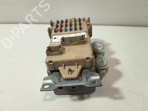 Used Fuse box Fuse box SUBARU FORESTER (SG_) 2.0 S Turbo AWD (SG5) (177 hp) 40101805 40101805