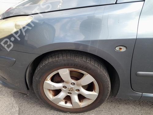 Forskærm venstre Forskærm venstre PEUGEOT 307 SW (3H) 1.6 HDI 110 (109 hp) 39808460 39808460