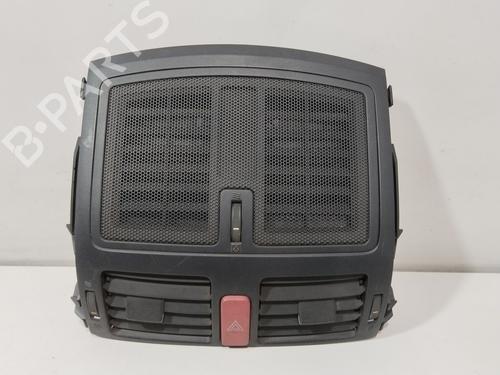 Used Air vent Air vent TOYOTA AURIS (_E15_) 2.0 D-4D (ADE150_, ADE150R) (126 hp) 34185906 34185906