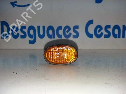 Used Left side indicator Left side indicator VOLVO V40 Estate (645) [1995-2004] 11656426 11656426