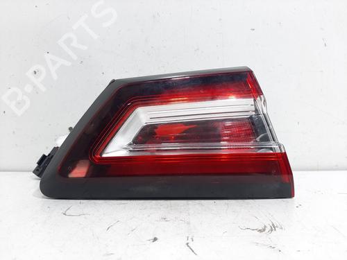Used Left tailgate light Left tailgate light RENAULT CLIO IV (BH_) [2012-2021] 15579759 15579759