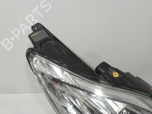 Right headlight FORD C-MAX II (DXA/CB7, DXA/CEU) 1.0 EcoBoost | BP29616228C29