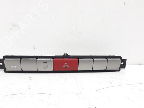 Warnblinkschalter für Warnblinkschalter FIAT LINEA (323_, 110_) [2006-2026] 8260920 8260920