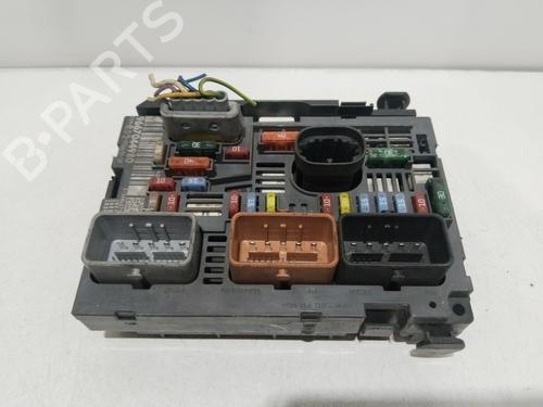 Used Fuse box Fuse box PEUGEOT 407 SW (6E_, 6D_) [2004-2011] 16994032 16994032