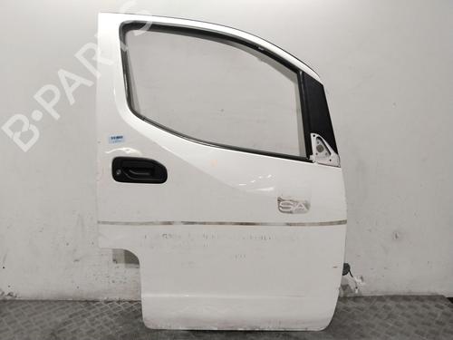 right-front-door-nissan-nv200-evalia-bus-2010-28582144 main image