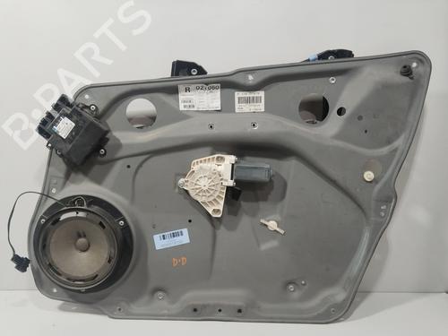 Used Front right window mechanism MERCEDES-BENZ A-CLASS (W169) A 160 (169.031, 169.331) (95 hp) 29125207