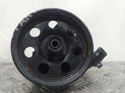 Used Steering pump FORD FOCUS I (DAW, DBW) [1998-2009]  6130417