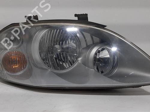 Used Right headlight Right headlight SSANGYONG RODIUS I [2005-2026] 7832317 7832317