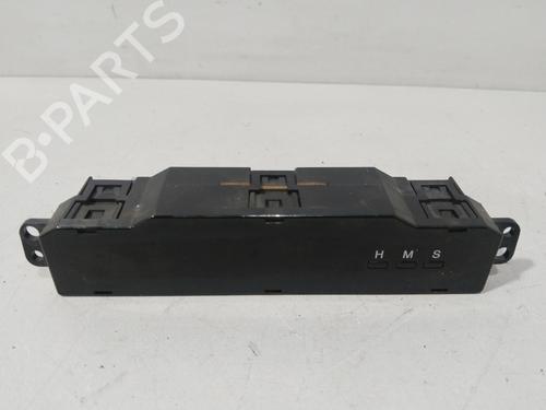 Used Display monitor CHEVROLET LACETTI (J200) 2.0 D (121 hp) 30150968