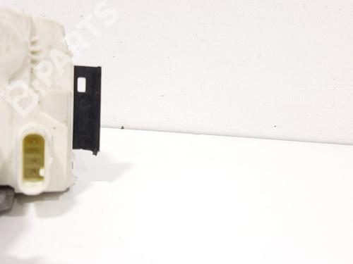 Rear right lock MERCEDES-BENZ GLA-CLASS (X156) GLA 220 d (156.903) | BP7557210C99 