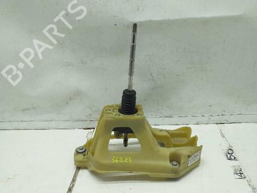 Used Gear lever Gear lever MERCEDES-BENZ A-CLASS (W169) A 170 (169.032, 169.332) (116 hp) 7416850 7416850