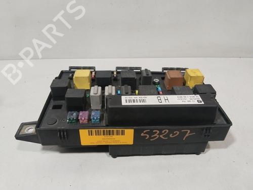 fuse-box-opel-zafira-zafira-family-b-a05-2005-2006-2007-2008-2009-2010-2011-2012-2013-2014-2015-2016-2017-2018-2019-32095946 main image