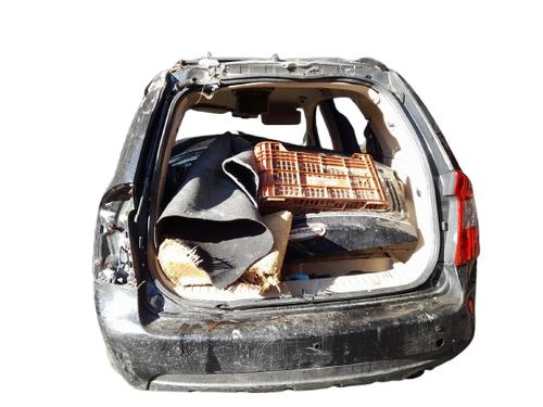 Left headlight KIA CARENS III MPV (UN) 2.0 CRDi 140 | BP31354086C28 