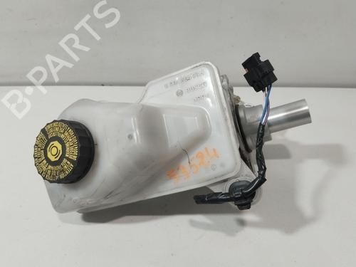 Used Brake master cylinder Brake master cylinder TOYOTA COROLLA Estate (_E21_) 1.8 Hybrid (ZWE211) (98 hp) 34240395 34240395