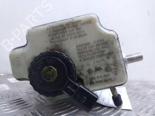Used Brake master cylinder Brake master cylinder SEAT ALTEA XL (5P5, 5P8) [2006-2015] 5205071 5205071