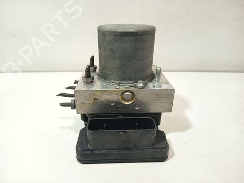 Used ABS pump ABS pump MERCEDES-BENZ SPRINTER 3,5-t Van (B906) 313 CDI 4x4 (906.631, 906.633, 906.635, 906.637) (129 hp) 33216890 33216890