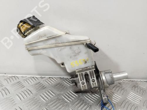 Used Brake master cylinder Brake master cylinder 37603695 37603695