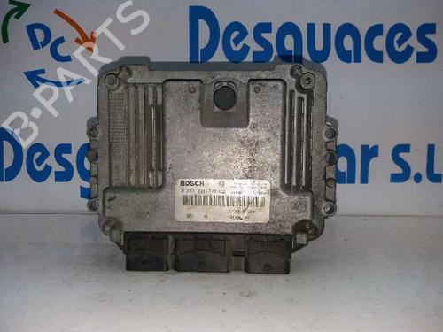 Used Engine control unit (ECU) Engine control unit (ECU) RENAULT MEGANE II Estate (KM0/1_) [2003-2012] 5200560 5200560