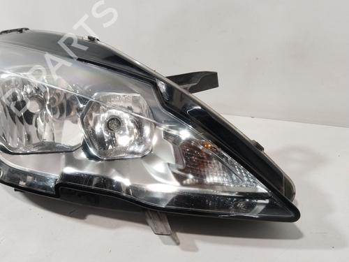 Right headlight PEUGEOT 308 I (4A_, 4C_) 1.6 THP 16V | BP32329201C29