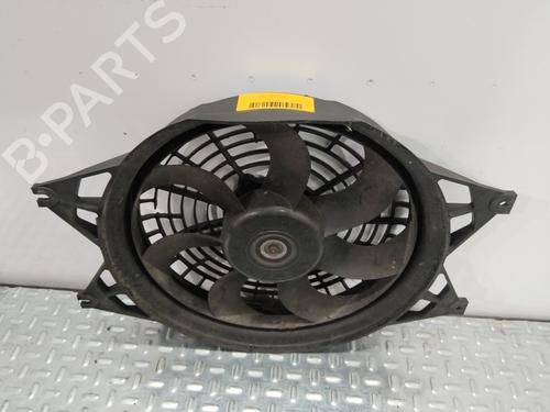Used Radiator fan KIA SORENTO I (JC) 2.5 CRDi 4WD (140 hp) 31831791