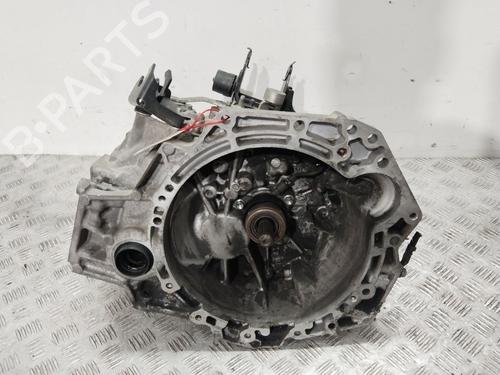 Used Gearbox TOYOTA YARIS (_P9_) 1.4 D-4D (NLP90_, NLP90R) (90 hp) 32156057