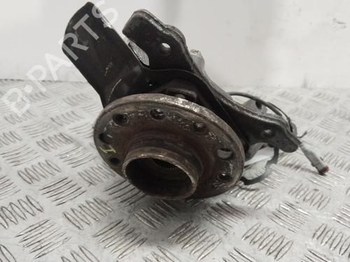 Used Left front steering knuckle OPEL ASTRA H (A04) [2004-2014]  25851039