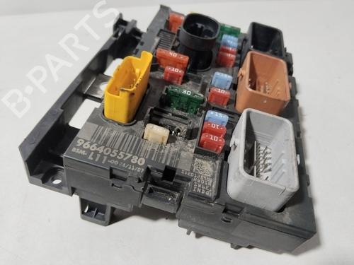 Fuse box PEUGEOT 207 (WA_, WC_) 1.6 HDi | BP31588021E1