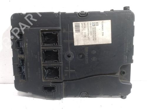 Used Fuse box Fuse box RENAULT MEGANE II (BM0/1_, CM0/1_) [2001-2012] 10962703 10962703